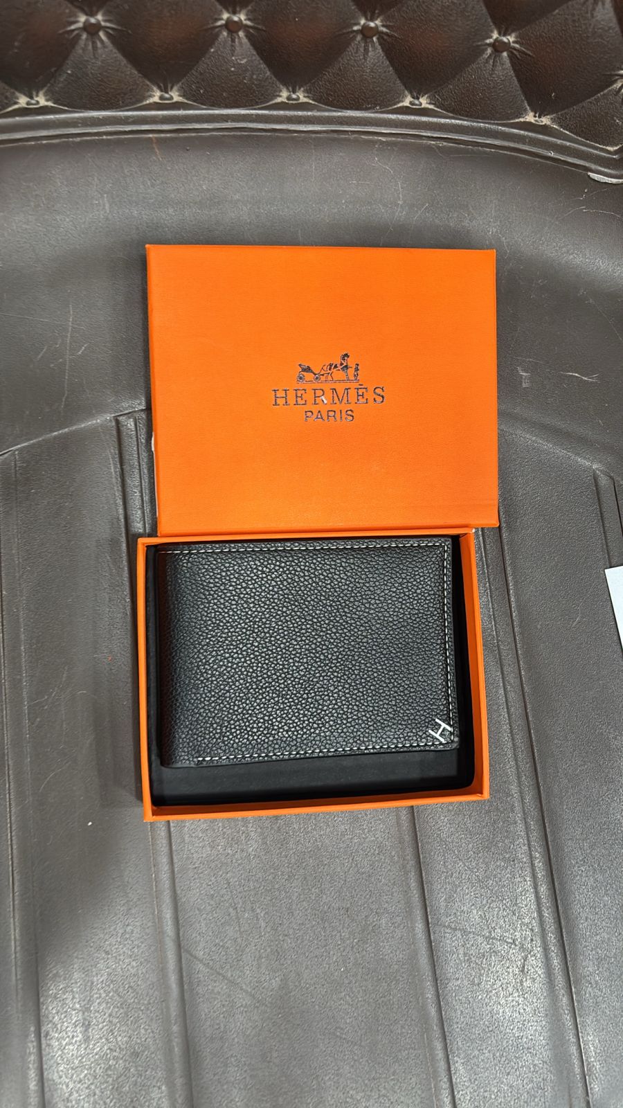 Plain Black Leather wallet - Image 3